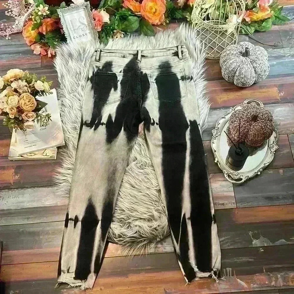 Vervet Haylie High Rise Tie Dyed Crop Skinny  Raw-Edge Jeans, Black/Grey - Picture 7 of 10